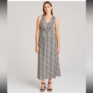 Vince Camuto Sleeveless Maxi Dress Size Large Ruching at the waist